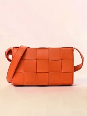 NEW Valentina Orange Woven Leather Crossboddy Messenger Bag Made In Italy
